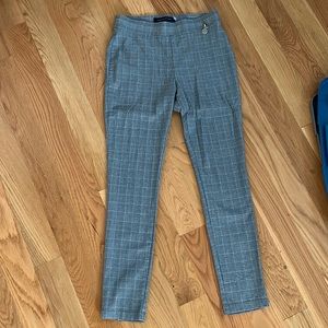 Tommy Hilfiger dress pants - size 8 (EUC)